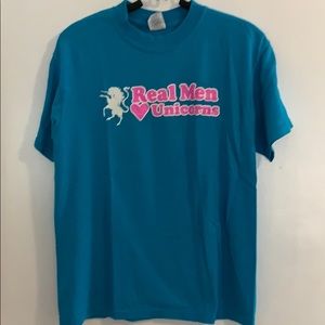 Real Men ❤️ Unicorns T-shirt. Size M.